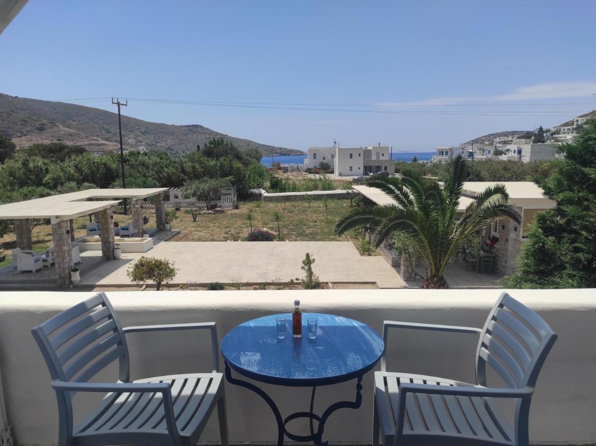 Villa Le Grand Bleu Katapola Exteriör bild