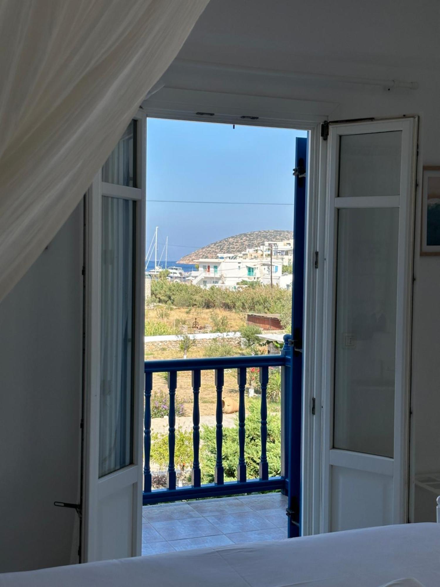 Villa Le Grand Bleu Katapola Exteriör bild